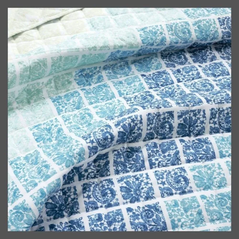 Lush Decor - 3pc King Medallion Ombre Quilt & Sham Set Blue/Nav Blue/Navy